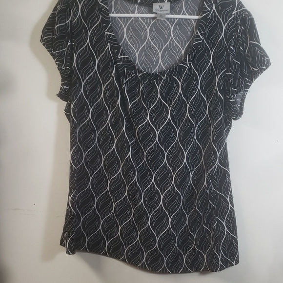 Worthington Women's Stretch Black and White Patterned Blouse - Picture 8 of 8